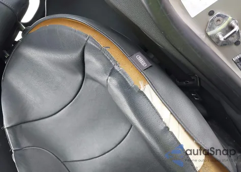 2008 Mini Cooper S из США, поврежденный, VIN WMWRH335X8TU81701